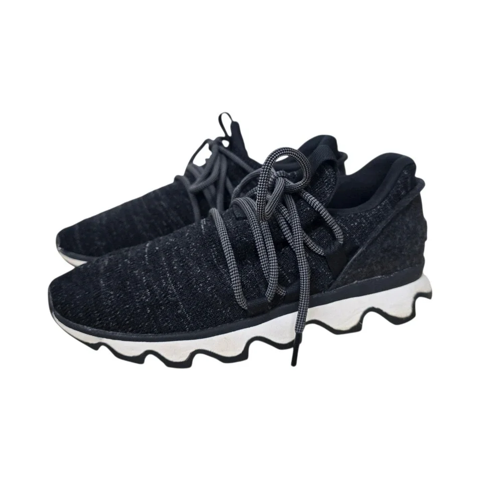 Sorel Kinetic Sneak Black White Scalloped Sole Sneakers Womens Size 7